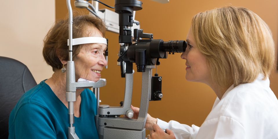 Faq About Macular Degeneration Medical Eye Center